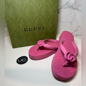 Gucci Platform Flip Flops. Pink. Size 38.